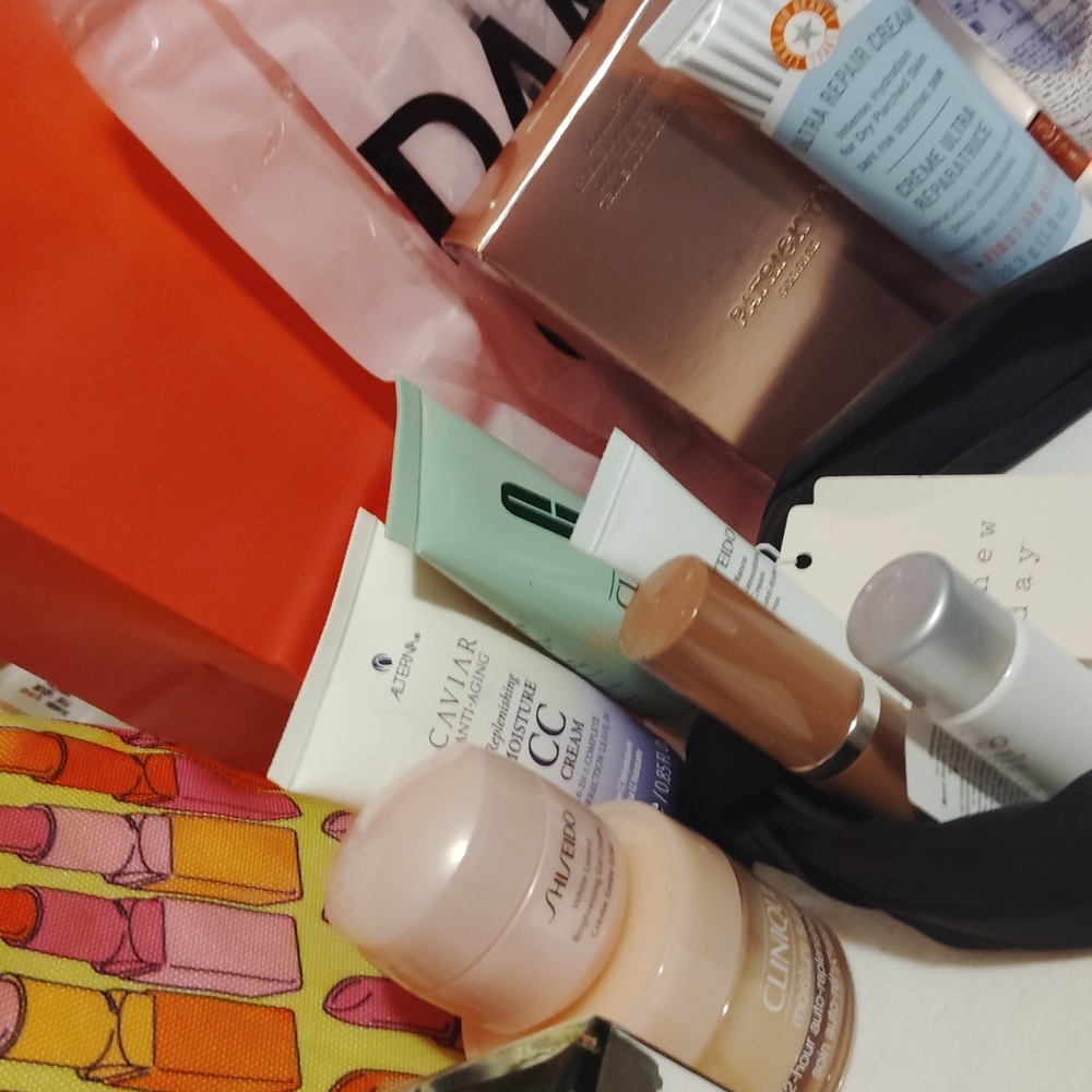Mystery Gift ๐ IIH AWARENESS GIFT AWAY ๐ ๐ Mystery Gift ๐ - Picture 3 of 9